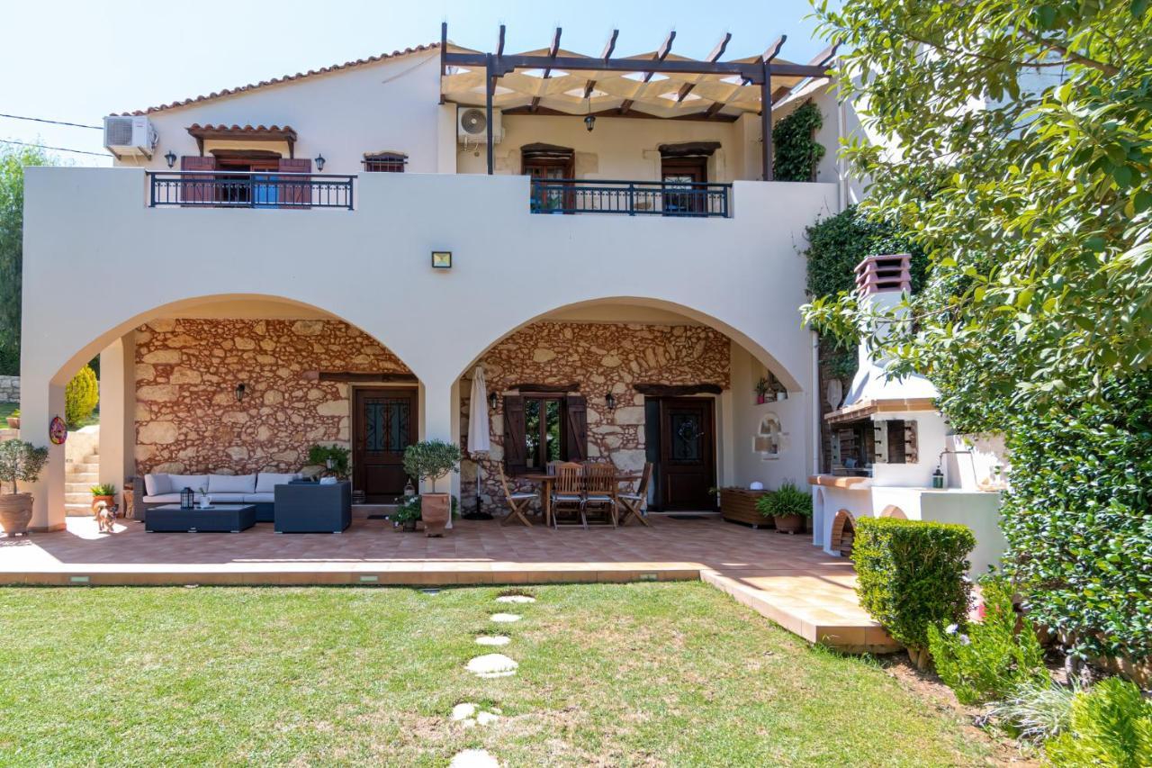 Alia Stone Villa-Ideal For Families-Heated Pool Νοχιά Εξωτερικό φωτογραφία