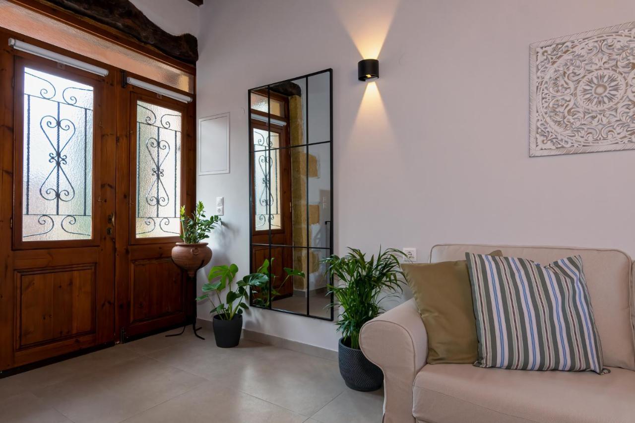 Alia Stone Villa-Ideal For Families-Heated Pool Νοχιά Εξωτερικό φωτογραφία