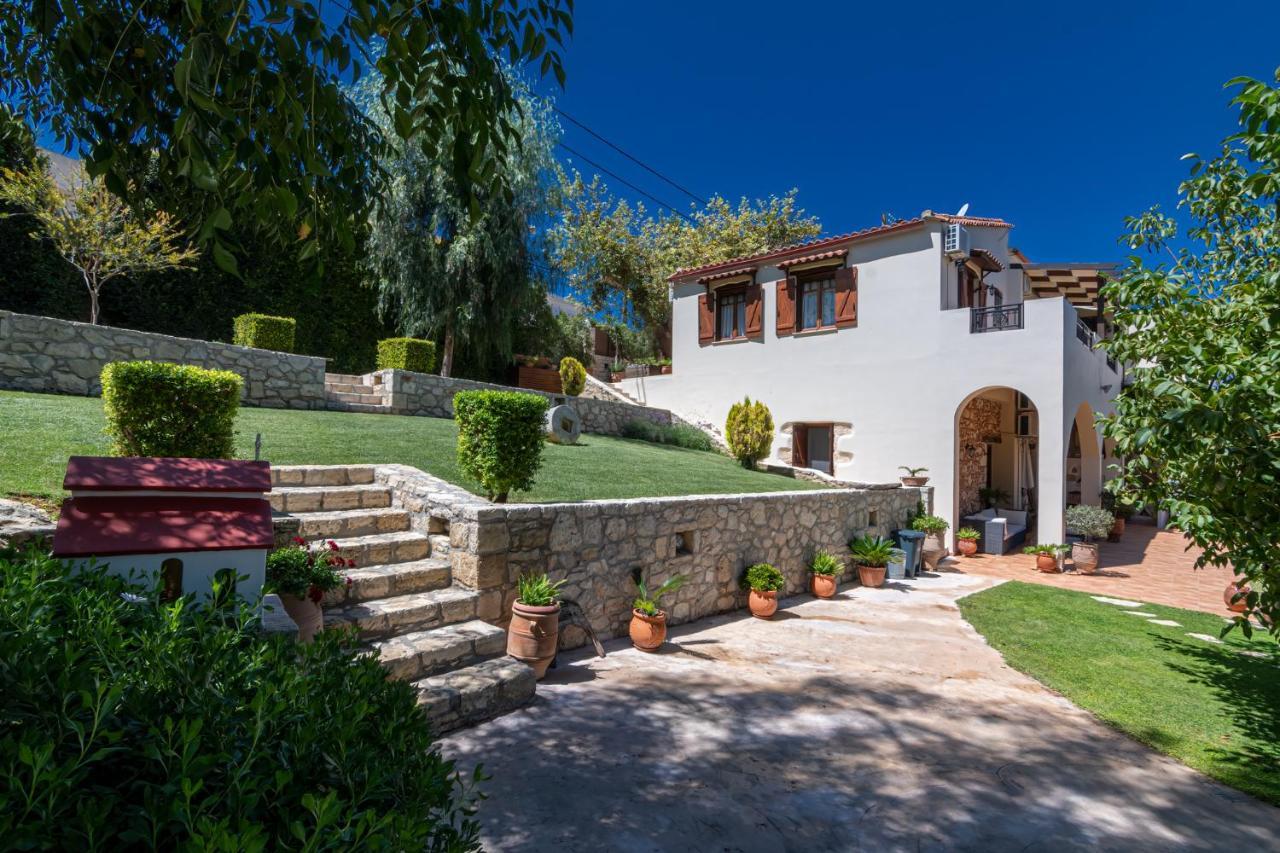 Alia Stone Villa-Ideal For Families-Heated Pool Νοχιά Εξωτερικό φωτογραφία