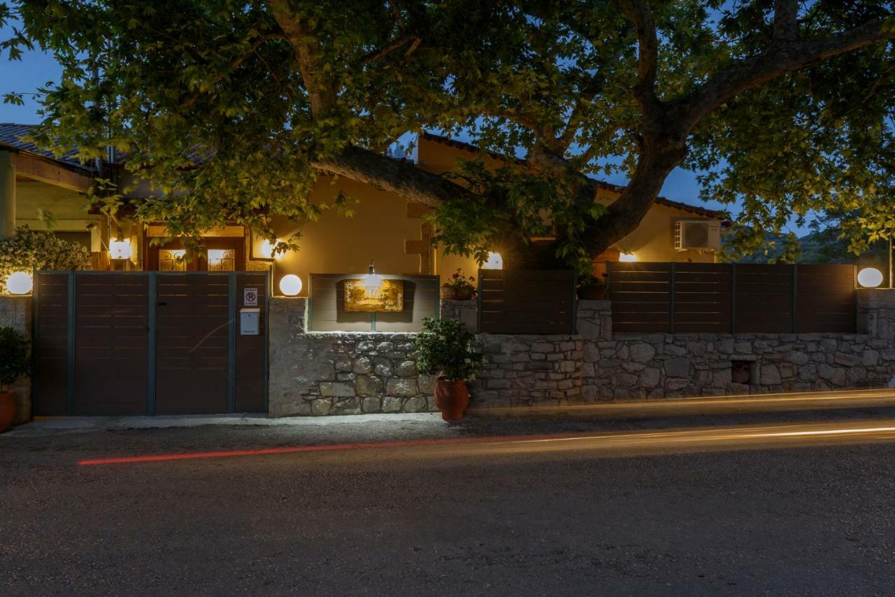 Alia Stone Villa-Ideal For Families-Heated Pool Νοχιά Εξωτερικό φωτογραφία