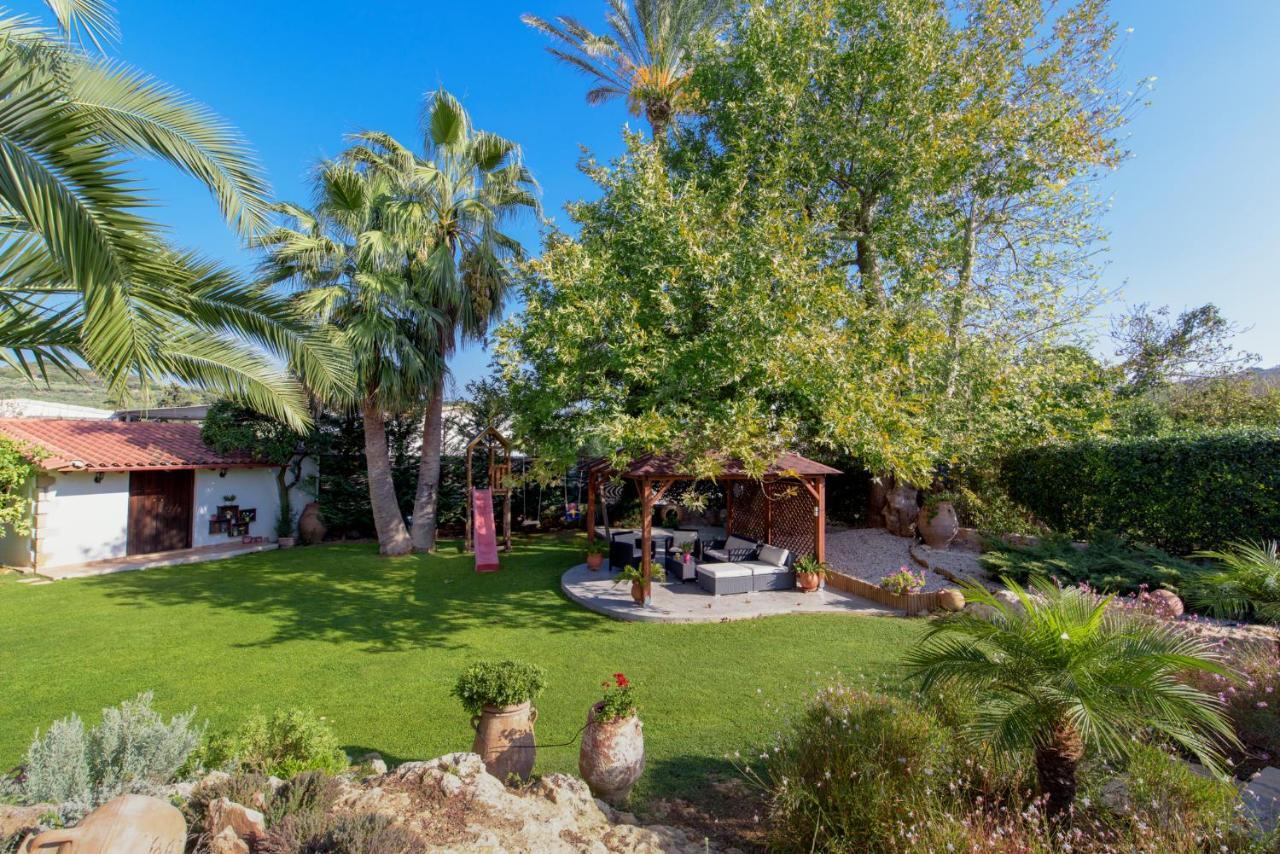 Alia Stone Villa-Ideal For Families-Heated Pool Νοχιά Εξωτερικό φωτογραφία