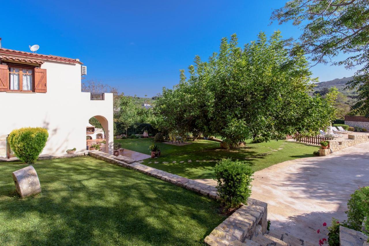 Alia Stone Villa-Ideal For Families-Heated Pool Νοχιά Εξωτερικό φωτογραφία